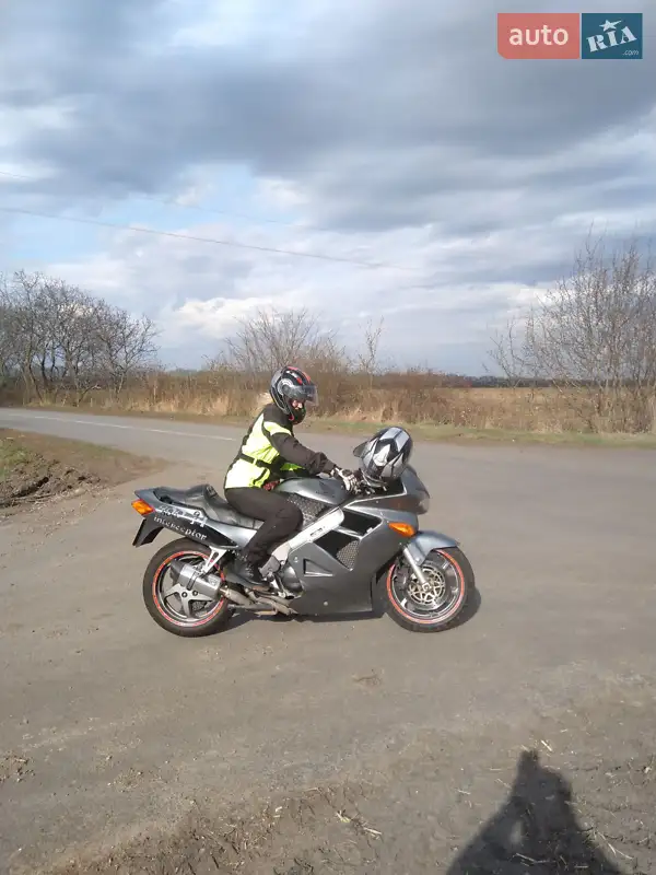 Honda VFR 800 VTEC 2001