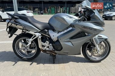 Мотоцикл Спорт-туризм Honda VFR 800 VTEC 2005 в Первомайську