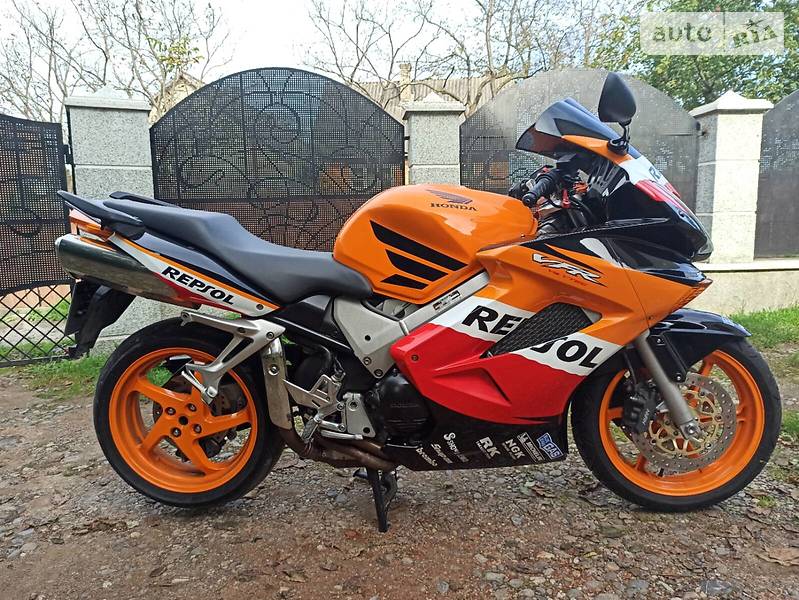 Мотоцикл Спорт-туризм Honda VFR 800 2002 в Хусте
