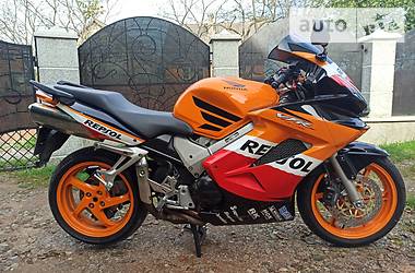Мотоцикл Спорт-туризм Honda VFR 800 2002 в Хусте