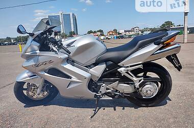 Мотоцикл Спорт-туризм Honda VFR 800 2003 в Киеве