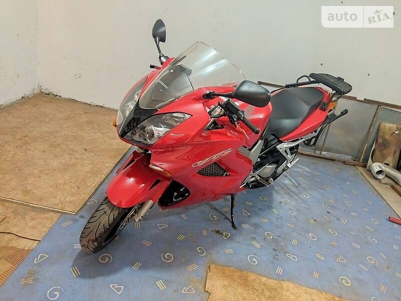 Honda VFR 800