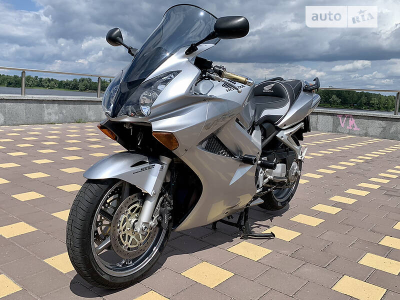 Мотоцикл Спорт-туризм Honda VFR 800 2005 в Киеве