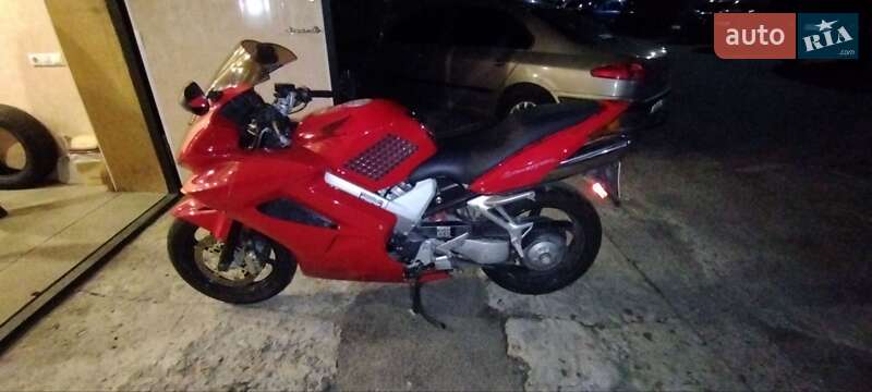 Мотоцикл Спорт-туризм Honda VFR 800 2003 в Запорожье