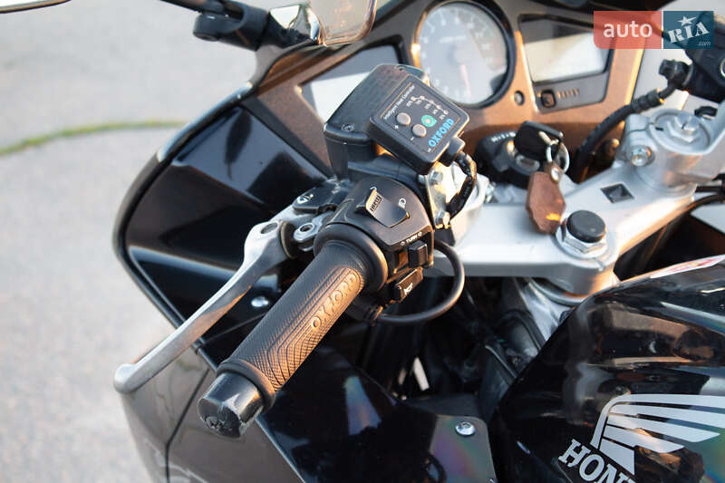 Мотоцикл Спорт-туризм Honda VFR 800 2003 в Харкові