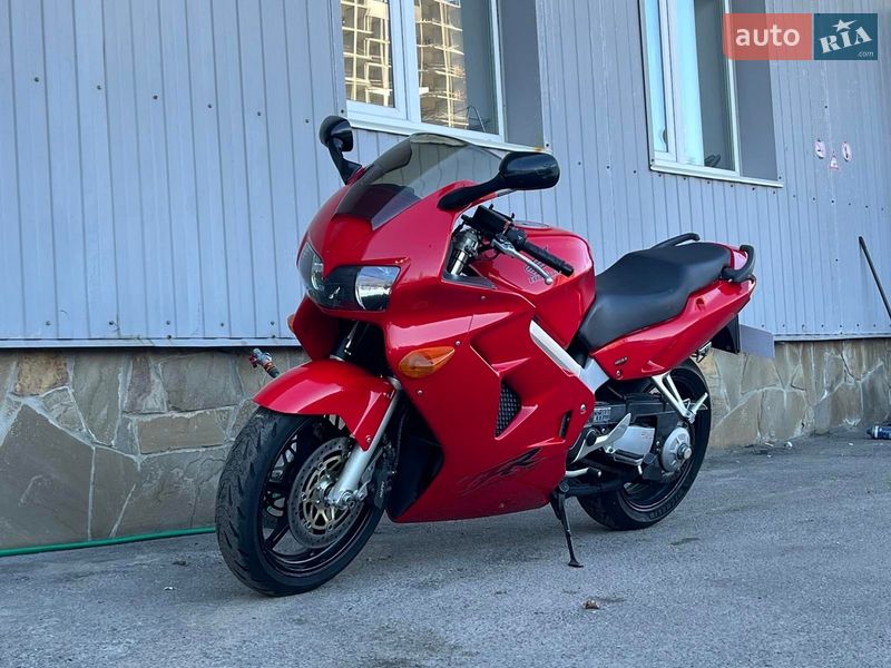 Honda VFR 800 1999 Honda VFR 800 1999
