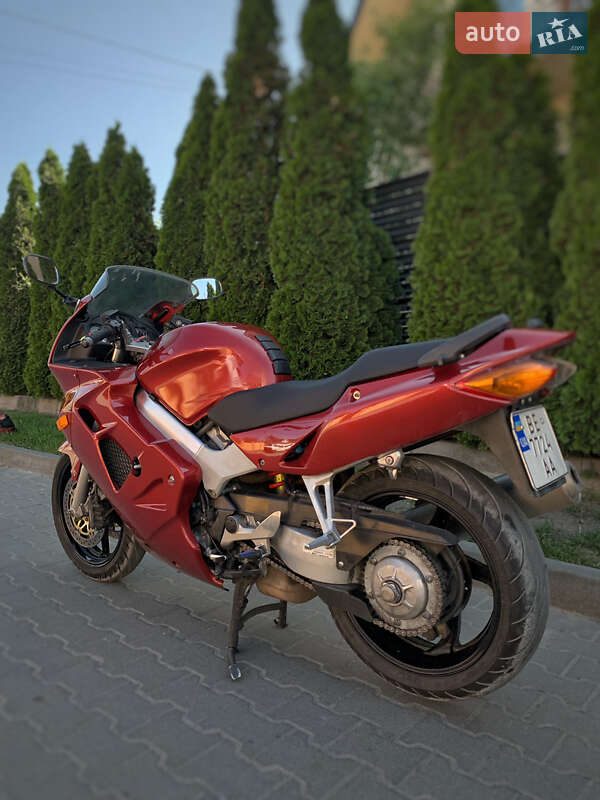 Мотоцикл Спорт-туризм Honda VFR 800F Interceptor 1999 в Львові