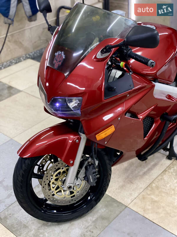 Мотоцикл Спорт-туризм Honda VFR 800F Interceptor 1999 в Львове