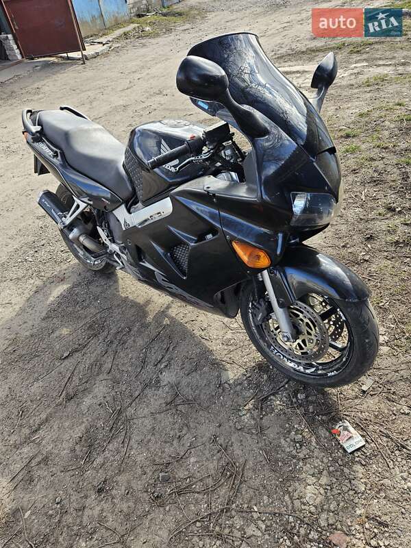 Мотоцикл Спорт-туризм Honda VFR 800F Interceptor 1999 в Верхньодніпровську