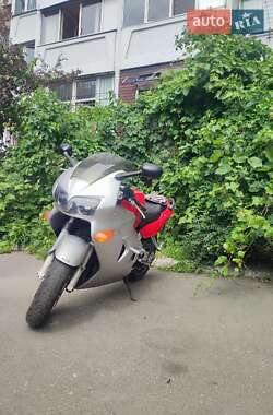 Мотоцикл Спорт-туризм Honda VFR 800F Interceptor 1999 в 