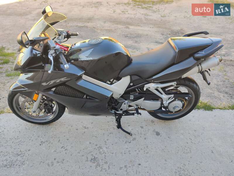 Мотоцикл Спорт-туризм Honda VFR 800F Interceptor 2008 в Кременчуці