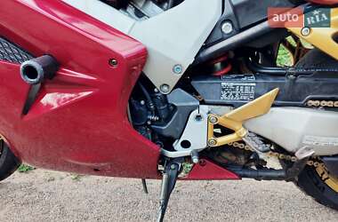 Мотоцикл Спорт-туризм Honda VFR 800F Interceptor 2003 в 