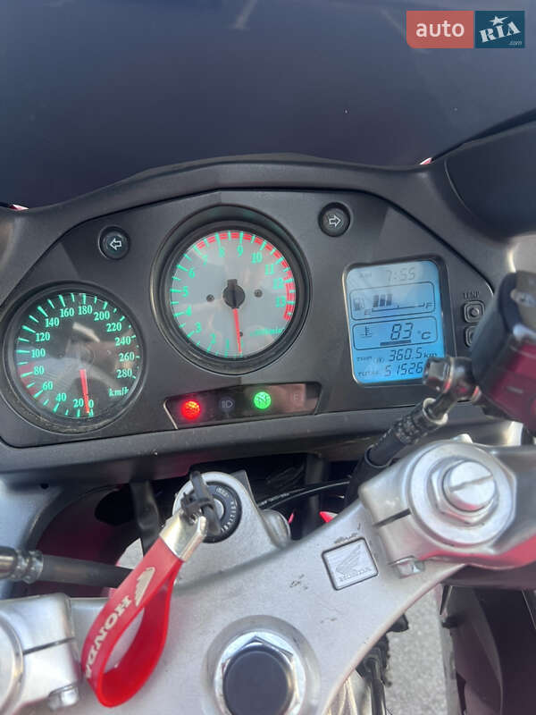 Мотоцикл Спорт-туризм Honda VFR 800F Interceptor 1999 в Чернигове