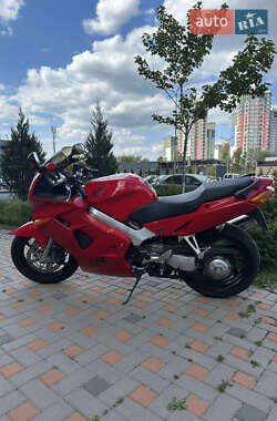 Мотоцикл Спорт-туризм Honda VFR 800F Interceptor 1999 в 