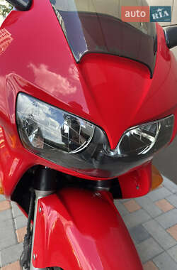 Мотоцикл Спорт-туризм Honda VFR 800F Interceptor 1999 в 