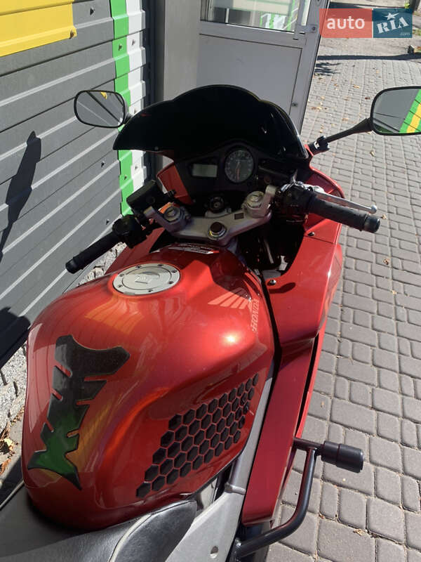 Мотоцикл Спорт-туризм Honda VFR 800F Interceptor 2002 в Житомирі фото 11 Мотоцикл Спорт-туризм Honda VFR 800F Interceptor 2002 в Житомирі