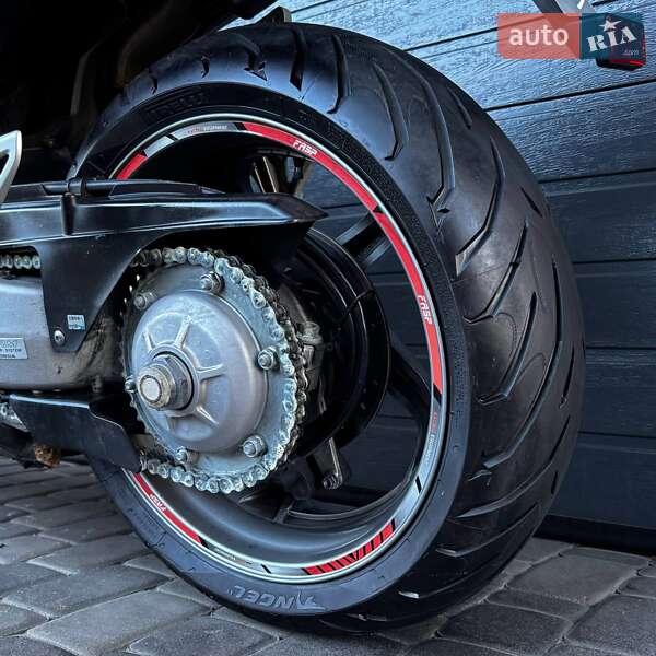 Мотоцикл Спорт-туризм Honda VFR 800F Interceptor 2006 в Белой Церкви фото 10 Мотоцикл Спорт-туризм Honda VFR 800F Interceptor 2006 в Белой Церкви