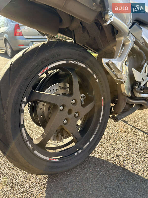 Мотоцикл Спорт-туризм Honda VFR 800F Interceptor 2003 в Києві