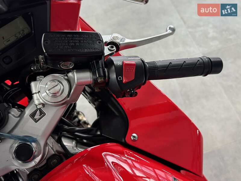 Мотоцикл Спорт-туризм Honda VFR 800F Interceptor 2005 в Хмельницькому фото 17 Мотоцикл Спорт-туризм Honda VFR 800F Interceptor 2005 в Хмельницькому