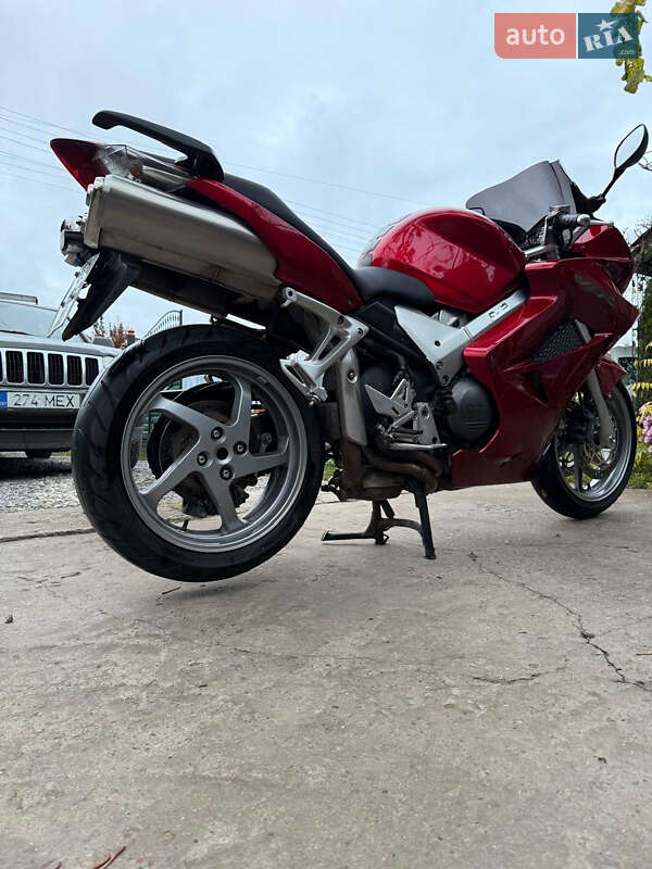 Мотоцикл Спорт-туризм Honda VFR 800F Interceptor 2006 в Кельменцах фото 13 Мотоцикл Спорт-туризм Honda VFR 800F Interceptor 2006 в Кельменцах