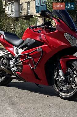 Мотоцикл Спорт-туризм Honda VFR 800F Interceptor 2014 в Киеве