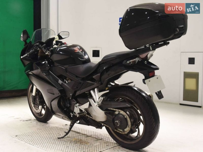 Мотоцикл Спорт-туризм Honda VFR 800F Interceptor 2017 в Смеле фото 2 Мотоцикл Спорт-туризм Honda VFR 800F Interceptor 2017 в Смеле