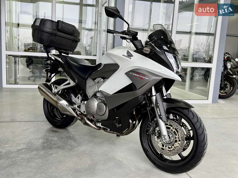 Мотоцикл Багатоцільовий (All-round) Honda VFR 800X Crossrunner 2013 в Хмельницькому