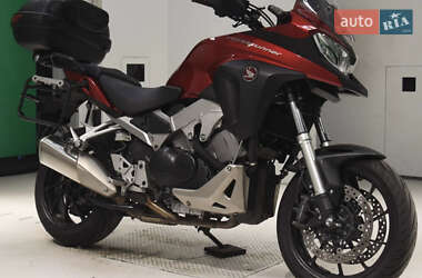 Мотоцикл Спорт-туризм Honda VFR 800X Crossrunner 2017 в 
