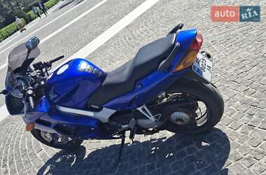 Мотоцикл Спорт-туризм Honda VFR 800X Crossrunner 2011 в 