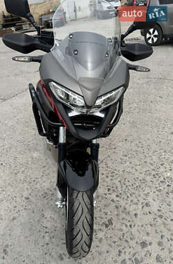 Мотоцикл Спорт-туризм Honda VFR 800X Crossrunner 2016 в 