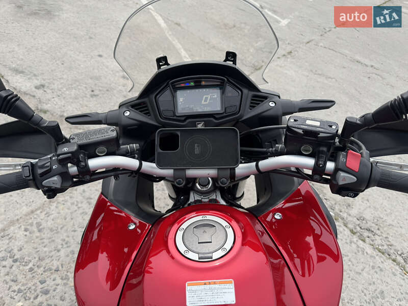 Мотоцикл Спорт-туризм Honda VFR 800X Crossrunner 2016 в Белой Церкви