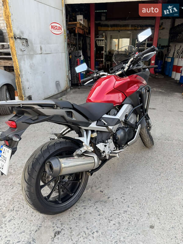 Мотоцикл Спорт-туризм Honda VFR 800X Crossrunner 2016 в Белой Церкви