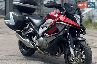 Мотоцикл Спорт-туризм Honda VFR 800X Crossrunner 2012 в 