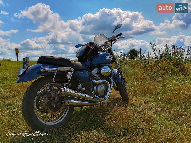Мотоцикл Классик Honda VRX 400 Roadster 1996 в Миргороде