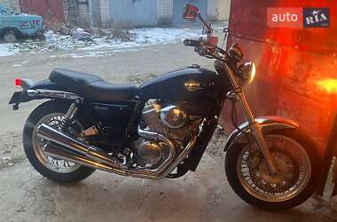 Мотоцикл Классик Honda VRX 400 Roadster 1996 в 