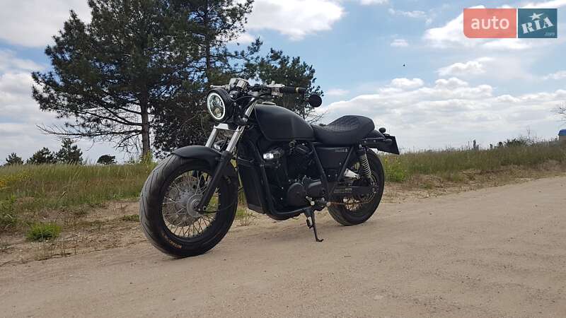 Мотоцикл Классик Honda VRX 400 Roadster 1997 в Николаеве