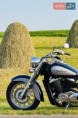 Мотоцикл Круизер Honda VT 750 Shadow 2003 в 