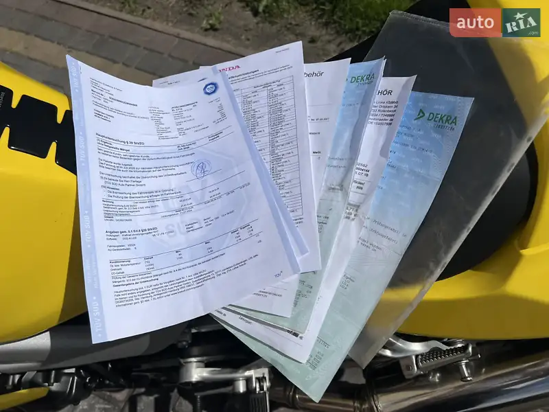 Мотоцикл Спорт-туризм Honda VTR 1000 2002 в Буську документ