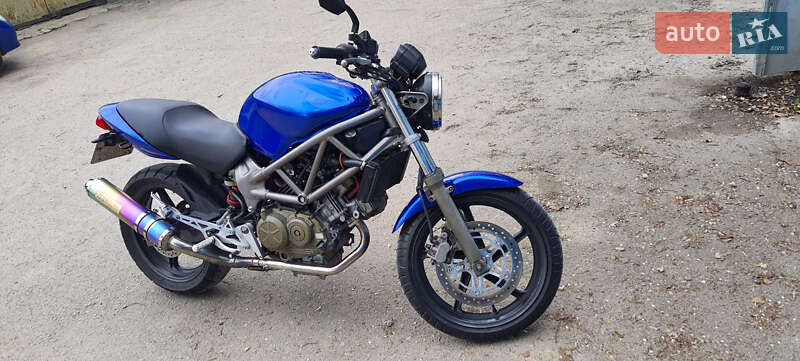 Мотоцикл Классік Honda VTR 250 1999 в Сокирянах