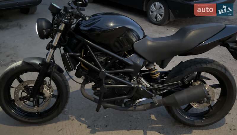 Міні спорт Honda VTR 250 2002 в 