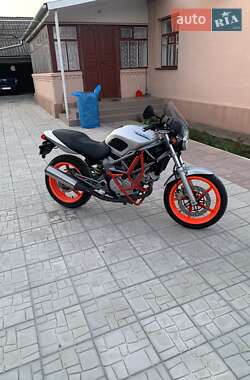 Мотоцикл Классік Honda VTR 250 2003 в Вінниці