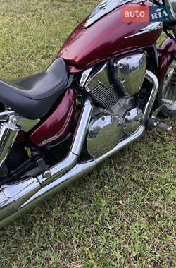 Мотоцикл Классик Honda VTX 1300R 2006 в 