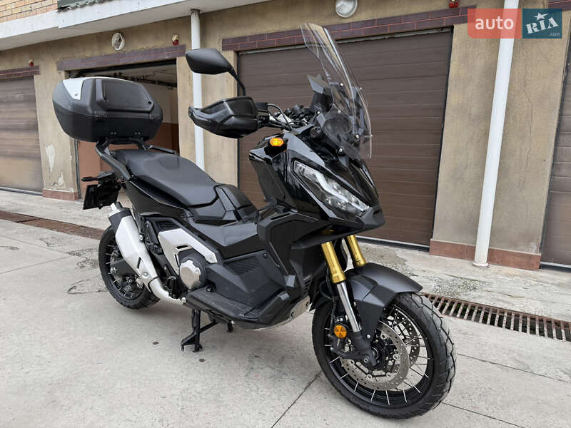 Honda X-ADV 750 2024