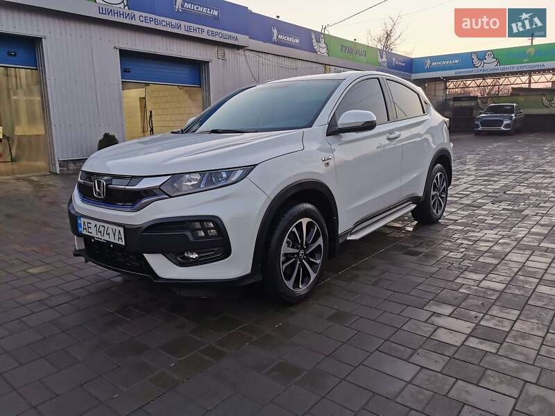 Позашляховик / Кросовер Honda X-NV 2019 в 