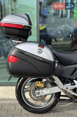Мотоцикл Туризм Honda XL 1000V Varadero 2004 в 