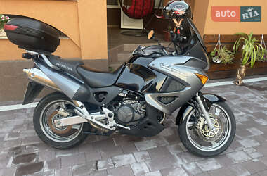 Мотоцикл Туризм Honda XL 1000V Varadero 2003 в Виноградове