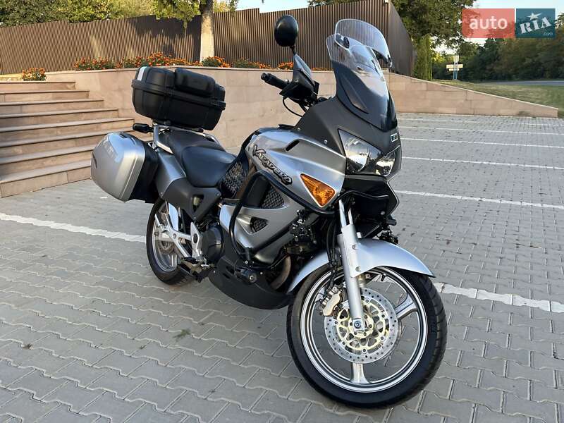 Honda XL 1000V Varadero 2003