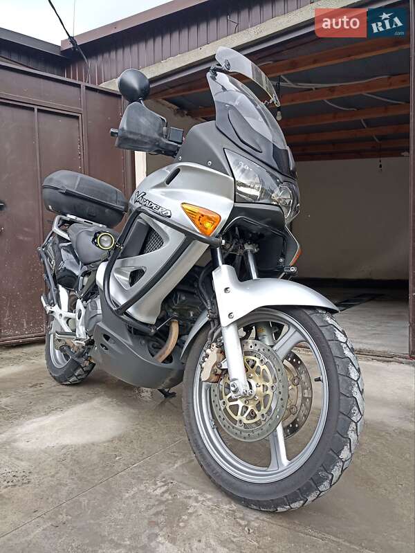 Мотоцикл Багатоцільовий (All-round) Honda XL 1000V Varadero 2003 в Миронівці фото 15 Мотоцикл Багатоцільовий (All-round) Honda XL 1000V Varadero 2003 в Миронівці