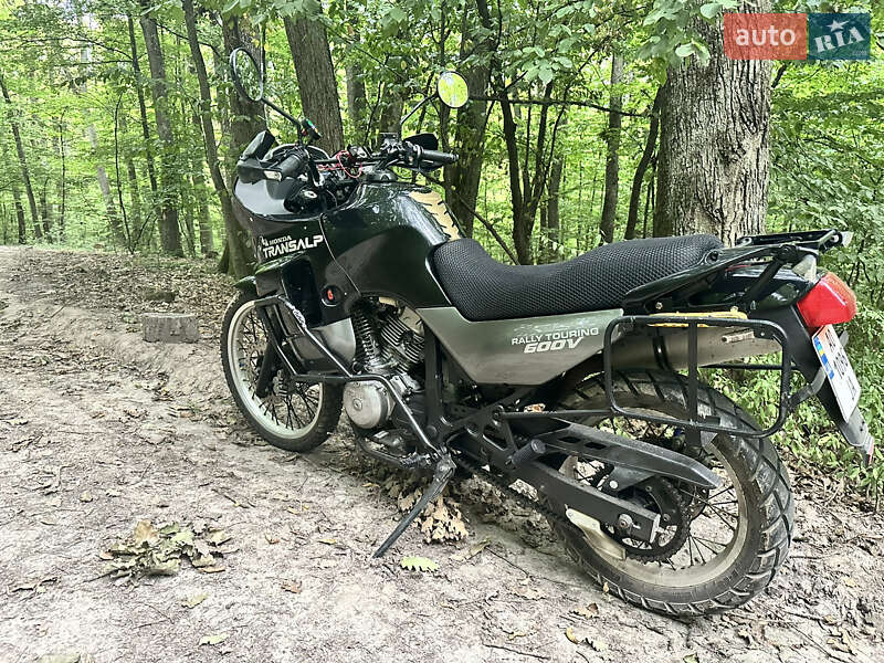 Мотоцикл Многоцелевой (All-round) Honda XL 600V Transalp 1998 в Ужгороде
