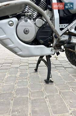 Мотоцикл Внедорожный (Enduro) Honda XL 600V Transalp 1999 в 